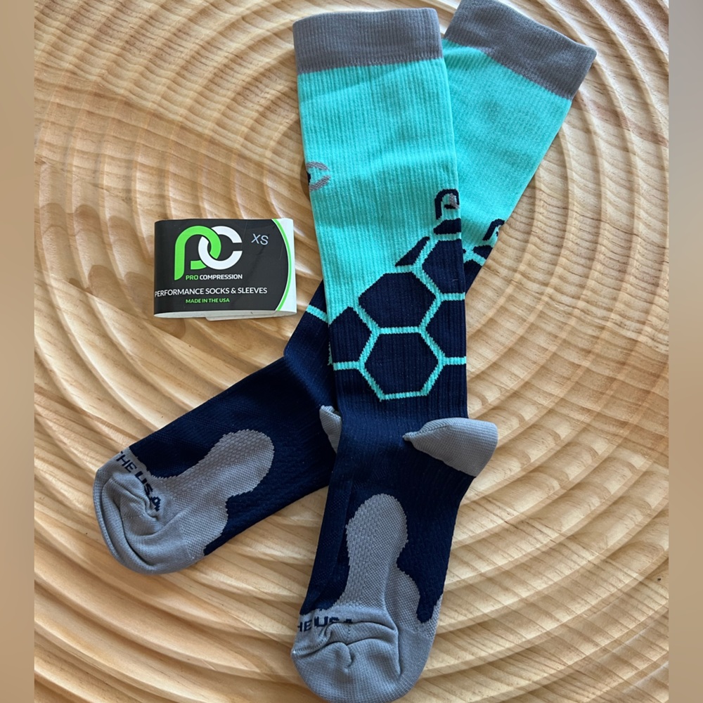 NWT Procompression Socks S/M